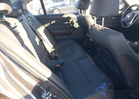 2007 BMW 328Xi z USA, uszkodzony, nr VIN WBAVC73587KP34362